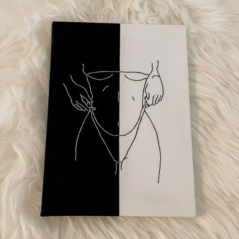 One Line Canvas Painting, Simple Body Painting Ideas On Canvas, Body Silhouette Painting Black White, Set Of Two Canvas Painting Ideas, Paint And Embroidery Canvas, Aesthetic Canvas Painting For Bedroom, Canvas Painting Ideas Bedroom, Canvas Painting Ideas For Bedroom, Outline Painting Canvas