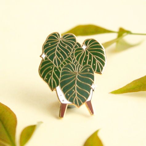 Philodendron Gloriosum Enamel Pin Houseplant Enamel Pin - Etsy Australia Plant Enamel Pin, Philodendron Gloriosum, Style Quizzes, Collar Jacket, Lots Of Love, Hard Enamel Pin, Air Balloon, Enamel Pin, Buttons Pinback