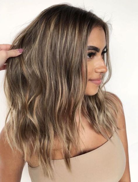 Mousy Brown Hair, Highlights Brown Hair Balayage, Brown Hair With Lowlights, Medium Length Brown Hair, Brown Hair With Highlights And Lowlights, Blonde Foils, Hair Foils, Brunette Hair With Highlights, Brown Hair With Blonde Highlights