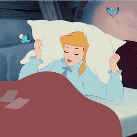 Read this: 10 tricks to make you a morning person!  http://blog-and-the-city.com/en/10-tricks-to-make-you-a-morning-person/ #LifeAndTheCity #morning #sleep Morning Person Aesthetic, Disney Morning, Person Aesthetic, Cinderella 3, Monday Vibes, Cinderella 2015, Cinderella Disney, Have Courage And Be Kind, Disney Cinderella