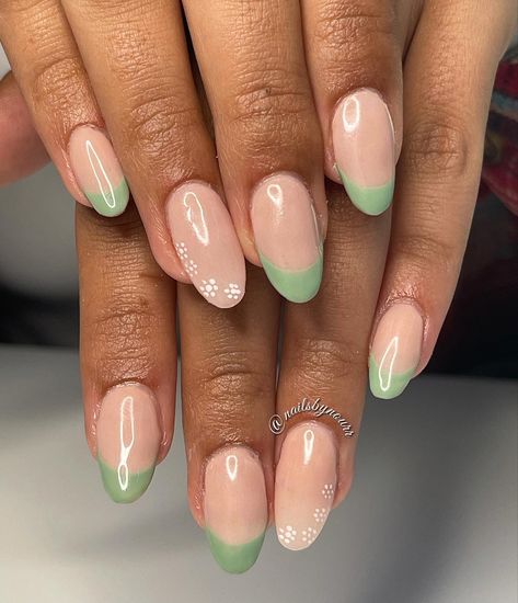 Short Sage Green French Tip Nails, Homecoming Nails For Green Dress, Bridesmaid Nails For Sage Green Dress, Short Nails Sage Green, Sage Green And White Nails, Light Green French Tip, Sage Green French Tip Nails, Hoco Accessories, Green Nail Inspiration