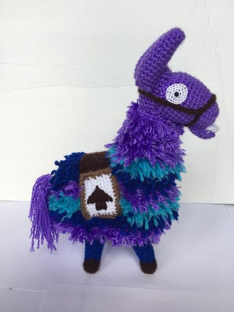 Fortnite Llama, Crochet Llama, Alpaca Toy, Fortnite Battle Royale, Battle Royale, Crochet Animals, Christmas Crochet, Baby Beanie, Crochet Designs