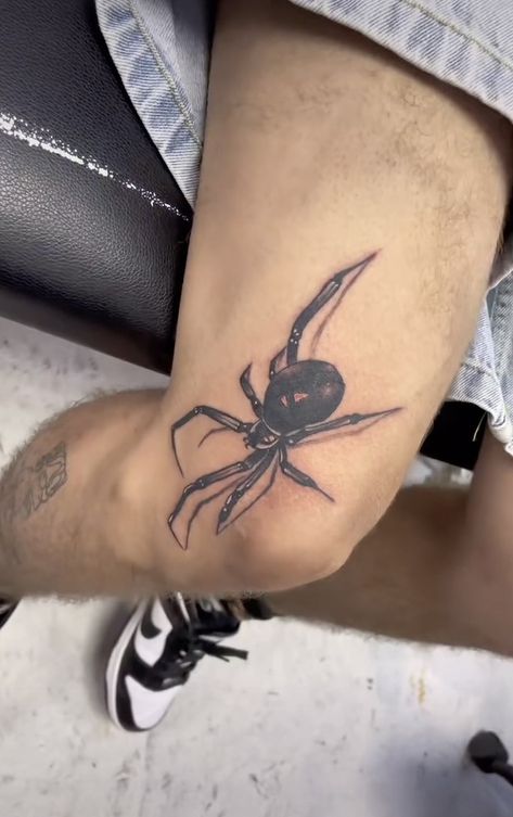 Cybersigilism Tattoo, Upper Leg Tattoos, Thigh Tattoo Men, Eyeball Tattoo, Spiderman Tattoo, Half Sleeve Tattoos Drawings, Gangsta Tattoos, Wrist Tattoos For Guys, Bicep Tattoo