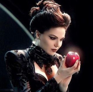 Lana Parilla as Regina Mills/Evil Queen in Once Upon a Time (2011-present) Evil Queen Regina Mills, Once Upon A Time Evil Queen, The Evil Queen Once Upon A Time, Evil Queen Once Upon A Time, Evil Queen Apple, Regina Mills Evil Queen, Once Upon A Time Regina, Regina Ouat, London Tipton