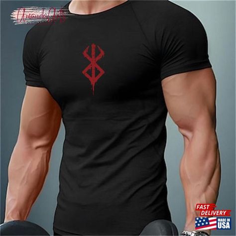 Compression T-Shirt Fitness Sports Bodybuilding Unisex Sweatshirt Check more at https://amandaarts.com/product/compression-t-shirt-fitness-sports-bodybuilding-unisex-sweatshirt/ Anime Berserk, Berserk Guts, Blazer And T Shirt, Compression T Shirt, Mens Compression, Fitness Sport, Compression Shirt, Sports Training, Compression Shorts