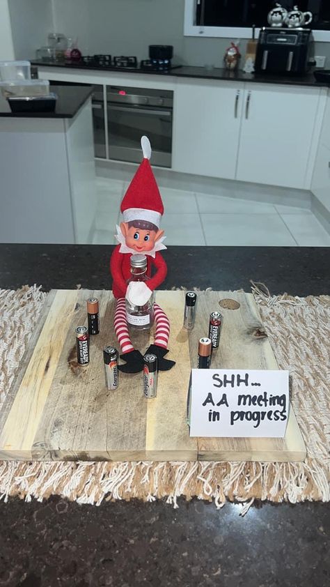 Elf On The Shelf Vet Clinic, Hospital Elf On The Shelf Ideas, Elf On The Shelf Ideas Hospital, Hospital Elf On The Shelf, Elf On The Shelf Hospital, Elf On The Shelf Hospital Ideas, Aa Meeting, Aa Meetings, Xmas Elf