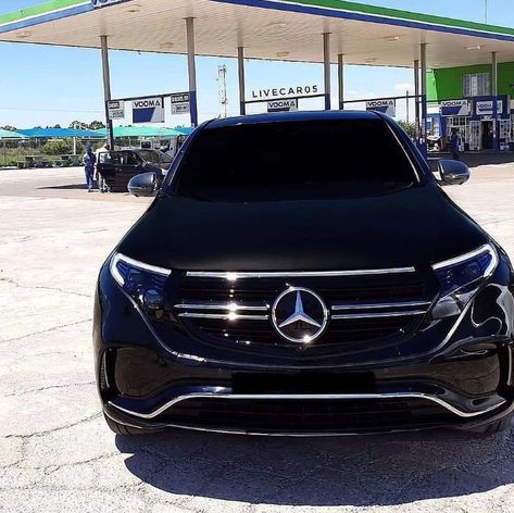 New Mercedes EQC #car #cars #carsMotorcycles #CoolCars #SuperCars #SuperCar #AmazingCars #luxuryCars #BeautifulCars #HotCars #DreamCars Mercedes Benz Suv, Best Suv Cars, C 63 Amg, Upcoming Cars, New Mercedes, Suv Cars, Mercedes Benz Cars, Week 5, Mercedes Benz Amg