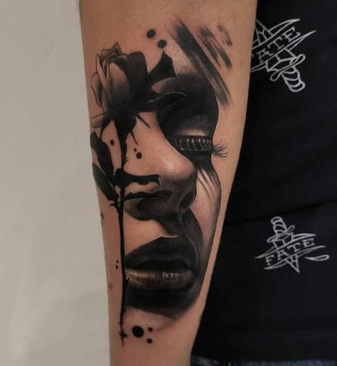 Best Cover Up Tattoos, Face Tattoos For Women, Medusa Tattoo Design, Beautiful Tattoos For Women, Special Tattoos, Alien Tattoo, Fire Tattoo, Scott Campbell, Pretty Tattoos For Women