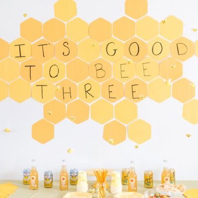 Bee 3rd Birthday Party, Bee Themed Birthday Party, Diy Bee, Toddler Birthday Party, Toddler Parties, Third Birthday Party, Bee Party, Birthday Table, Yellow Paper