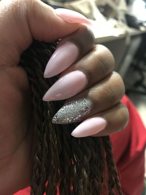 Silver Glittery Nails, Almond Shape Pink Nails, Nails Almond Shape Pink, Prom Nails French, Nails Almond Shape, Nails Vacation, Prom Nails Red, Prom Nails Silver, Girl Prom