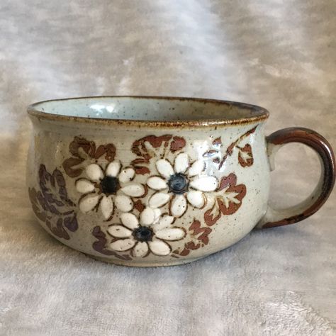 Pretty Mugs Pottery, Pottery Mugs Coffee, Cottage Core Ceramic Mug, Patterned Ceramic Mugs, Vintage Mug Floral, Fall Ceramic Mug, Pottery Soup Mugs, Glaze Inspo Pottery, Handthrown Mug