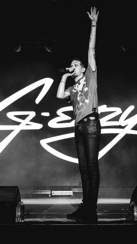 G Eazy Concert, G Eazy, Concert Outfit, Famous People, Instagram Story, Mens Outfits, Concert