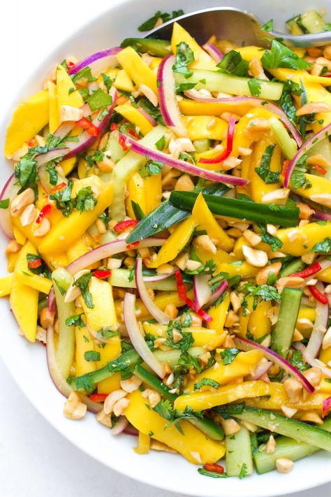 Mango Tuna Salad, Thai Style Salad, Thai Yum Salad, Thai Salads Recipes, Mango Orzo Salad, Spicy Salad Recipes, Mango Rice Bowl, Salad Recipes With Mango, Thai Side Salad