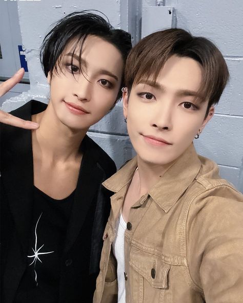 Hongjoong And Seonghwa Selca, Matz Seonghwa, Seonghwa Matz, Seonghwa Hongjoong, Hongjoong Seonghwa, Pirate Kids, Hongjoong Ateez, Seonghwa Ateez, We Go Together