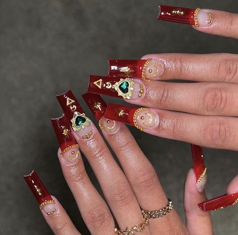 Red Nails With Gold Charms, Red Nails Charms, Red 90s Nails, Rosary Nails, Red Wedding Nails, 90s Nails, Green Acrylic Nails, Punk Nails, Drip Nails