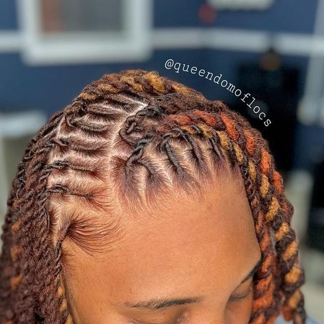 14K likes, 68 comments - Ashliegh Rodriguez (@queendom.of.locs) on Instagram: "Bobbin #texas #orlandolocs #locs #locstyles #locd #tampalocs #dreads #dreadlocks #dreadhead #d..." Fishtail Braids On Locs, Two Strand On Locs, New Loc Hairstyles, Dread Loc Hair Styles, Start Loc Styles, Loc Styles Ponytail, Fall Loc Colors, Women’s Loc Styles, Loc Styles Half Up Half Down