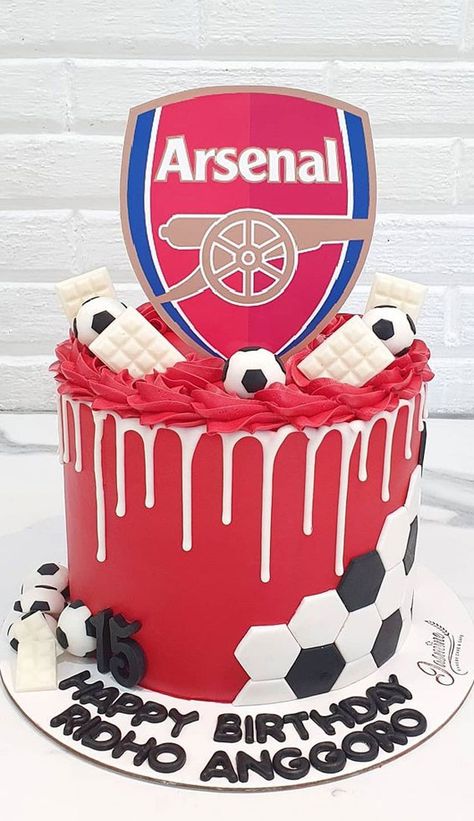 Arsenal Cake Ideas For Men, Arsenal Birthday Cakes For Men, Arsenal Cake Ideas Birthdays, 31 Birthday Cake For Men, Football Cake Ideas For Men, Arsenal Football Cake, Arsenal Birthday Cake, Cake Football Birthday, Football Team Cake