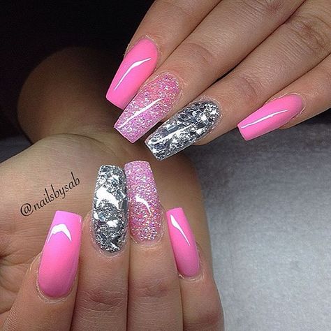 Nails Cute Easy Nail Designs, Nails With Glitter, Hot Pink Nails, Cute Simple Nails, Her Nails, Super Nails, Pink And Silver, Silver Nails, Simple Nail Designs