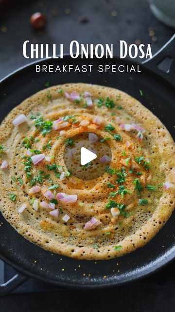 Onion Dosa Recipe, Different Dosa Recipes, Dosa Recipes Indian, Morning Breakfast Ideas Indian, Quick Breakfast Ideas Indian, Easy Breakfast Ideas Indian, Dosa Chutney Recipe, Chutney Recipes Indian, Veg Breakfast Recipes Indian