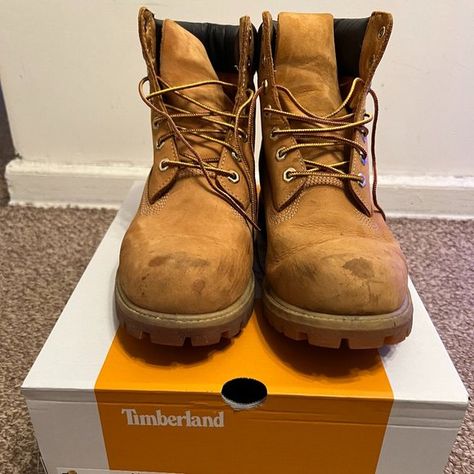 Timberland Men's Premium 6-Inch Waterproof Boots Wheat Nubuck in Size 11 USED Walking In Snow, Timberland Waterproof Boots, Timberland 6 Inch, Timberland Waterproof, Timberland Premium, High Quality Boots, Timberland 6, Simple Aesthetic, Fashion Icons