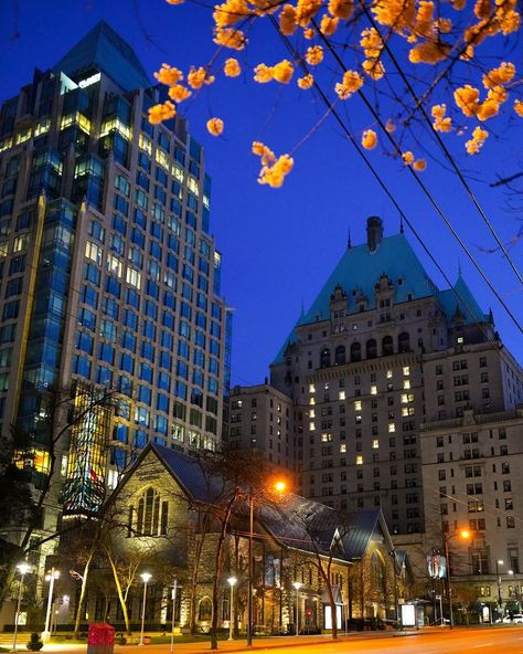 Enchanted Vancouver by Ruchita on Instagram: “Vancouver hotel windows light up with hearts to spread some much-needed love. This is Fairmont hotel's way of saying Thank you to all the…” Vancouver Hotels, Fairmont Hotel, Window Light, Vancouver Bc, Sunshine Coast, Enchanted, Vancouver, Light Up, Georgia