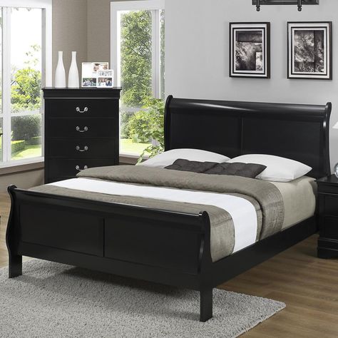 at HOME Louis Philip King Sleigh Bed in Cherry | Nebraska Furniture Mart Black Sleigh Bed, Sleigh Bed Bedroom Ideas, Black Bedroom Set, Classic Traditional Bedroom, Bed Bedroom Ideas, Matchbox Ideas, Black Bedroom Furniture Set, Traditional Bedroom Sets, Black Bedroom Sets