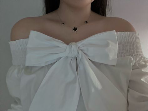 white bow dress,,,from the brand “soprano” White Bow Dress, Shrug For Dresses, Bow Shirt, Bow Shirts, Bow Dress, White Outfit, White Bow, White Outfits, Dress With Bow