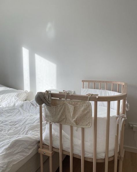 56 Likes, 1 Comments - Mette Søndergaard Lorentzen (@m.soendergaardl) on Instagram: "In our bedroom ⛅️ Indeholder reklame tag" Bedside Crib, Smart Design, Cribs, Bedroom, On Instagram, Instagram, Design, Cots