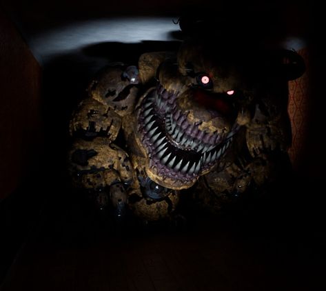 Fnaf Horror Art, Nightmare Springtrap, Creepy Fnaf, Fnaf Scary, Scary Fnaf, Nightmare Fnaf, Fnaf Horror, Nightmare Fredbear, Fnaf Pictures