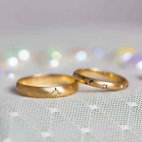 Star Wedding Ring, His And Hers Wedding Rings, Hers Wedding Rings, Star Wedding Band, Starry Wedding, Stars Ring, Wedding Ring Guide, Alternative Wedding Bands, Alternative Wedding Rings