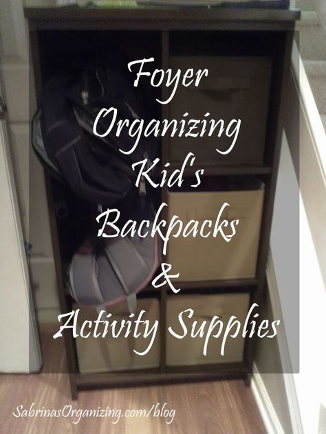 foyer organizing backpacks and supplies Organizing Backpacks, Foyer Organization, Organizing Photos, Blog Organization, Backpack Organization, School Activity, Organizing Time, Middle Schoolers, Organization Diy