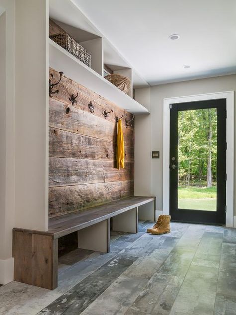 Vstupná Hala, Mudroom Storage, Mud Room Entry, Mudroom Ideas, Mudroom Entryway, Mudroom Decor, Mudroom Laundry Room, Mud Room Storage, Mudroom Design