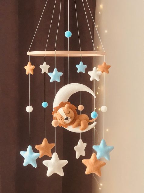 Sun And Moon Mobile, Lion Mobile, Lion Sleeping, Safari Mobile, Safari Baby Mobile, Baby Play Gym Toys, Crib Decoration, Mobile Safari, Moon Mobile