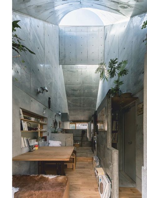 Concrete Tiny House, Takeshi Hosaka, Comfort Place, Beautiful Features, Japanese Architect, Micro House, Concrete House, Brutalist Architecture, Architect House