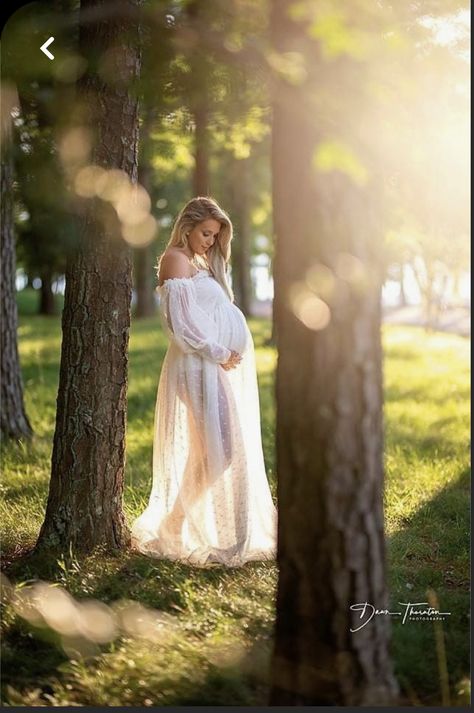 Tulle Maternity Dress, Fall Maternity Photos, Maternity Photography Poses Outdoors, Outdoor Maternity Photos, Maternity Photography Poses Couple, Maternity Photography Poses Pregnancy Pics, Maternity Photography Outdoors, Maternity Photoshoot Outfits, Maternity Photography Couples