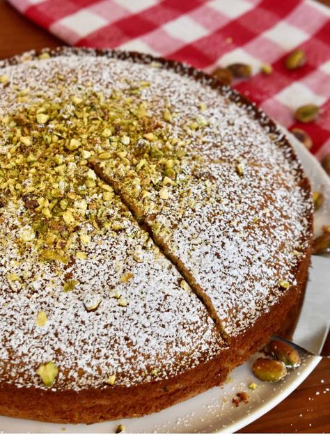 Italian Pistachio Cake, known as torta al pistacchio is a simple and flavorful cake made with crushed pistachios. This Italian cake recipe comes together fast, is made with just few ingredients, and is perfect for any occasion. Pistachio Dessert Cake, Pistachio Cake Recipe, Breads Bakery, Italian Baking, Pistachio Dessert, Snacking Cake, Cake Loaf, Flourless Cake, Pistachio Butter