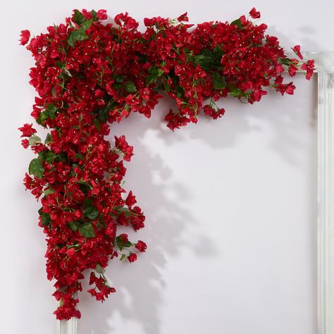 Red Bougainvillea Wedding, Red Flower Garland, Red Bougainvillea, Bougainvillea Plant, Bougainvillea Wedding, Western Weddings, Red Garland, Maroon Wedding, Picnic Decorations