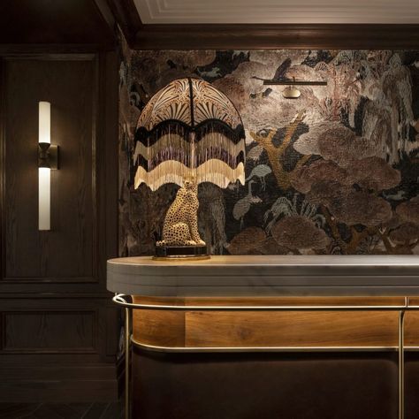 ROW ON 45 - LW Design Group Back Of The Bar Design, Luxurious Bar Design Home, London Bars Interior, Great Gatsby Bar Decor, Speakeasy Bathroom Interior Design, High End Restaurant Design, Residential Bar Design, Classy Restaurant Interior, Bar Inspiration Restaurant