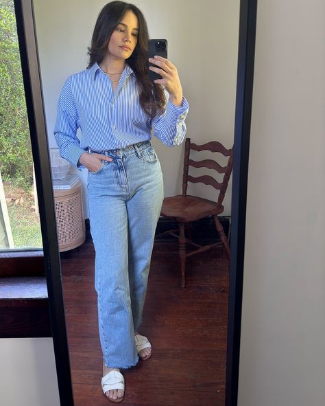 Let’s be kind to each other! In love with this classic outfit! Simplicity. #mom #momlife #ootd #ootdfashion #outfitoftheday #outfit #jeans #bluejeans #shirt #bluejeans👖 #classic #timeless #accessories Ootd With Jeans, Jeans And Shirt, Classic Outfit, Clothes Aesthetic, Outfit Jeans, Work Style, Timeless Accessories, Classic Outfits, Work Fashion