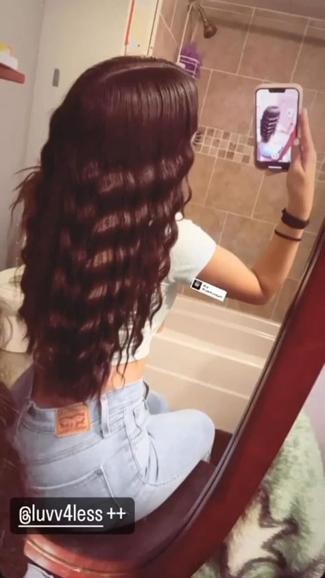 Long Latina Hair, Clothes Latina, Latina Hairstyles Long, Baddie Hairstyles Latina Straight, Hair Styles Latina, Cool Grey 11s Outfits, Arching Pose, Latina Aesthetic Hair, Hairstyles Latina