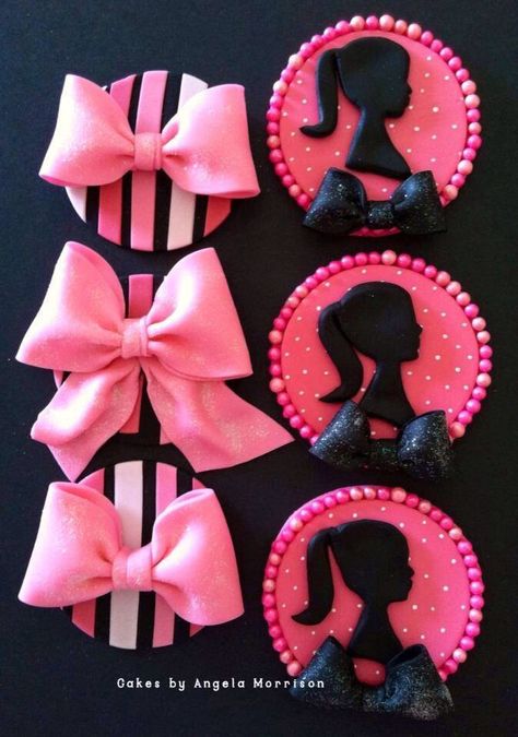 Cute fondant cupcake toppers. Barbie Fondant Cupcake Toppers, Paris Themed Cakes, Barbie Cupcakes, Sunday Baking, Cupcake Fondant, Fondant Ideas, Fashion Cupcakes, 23 Birthday, Barbie Birthday Cake