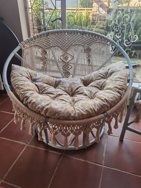 Crochet Papasan Cover, Diy Papasan Cushion, Wallpaper Ideas 2023, Cushion Macrame, Papasan Chair Cover, Papasan Chair Living Room, Hanging Papasan Chair, Outdoor Papasan Chair, Papasan Chair Frame