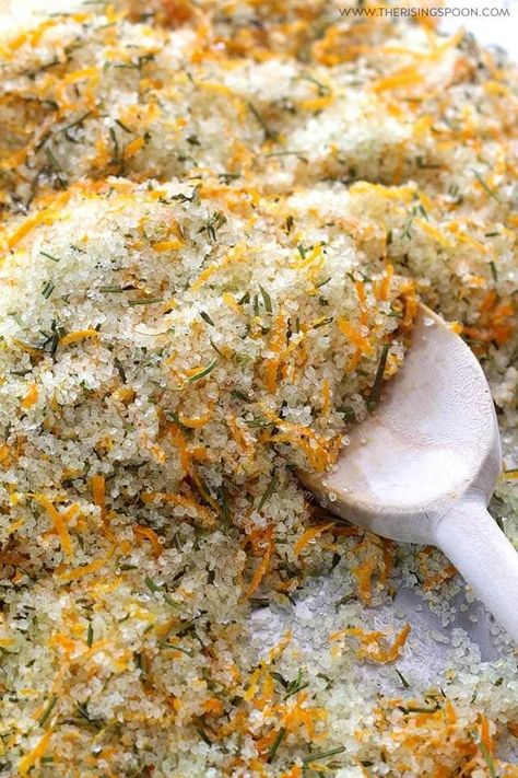 Rosemary, Orange & Thyme Flavored Herb Salt (Easy Finishing Salt For Food Gifts) Flavored Finishing Salt, Diy Finishing Salt, Celery Salt Recipes, Lime Salt Recipe, Salt Recipes Flavored, Finishing Salt Recipes, Diy Flavored Salts, Rosemary Seasoning, Infused Salt Recipes