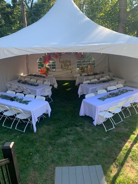 9.24.22. Party setup🫶🏻 Yard Party Ideas, Graduation Cookout, Party Tent Decorations, Outdoor Graduation Party, Backyard Graduation Party, Outdoor Graduation Parties, Party Seating, Graduation Open Houses, Grad Party Decorations