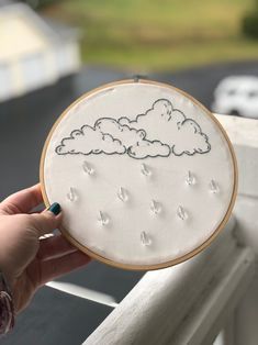 Winter Embroidery, Handmade Embroidery Designs, Rain Clouds, Harry Styles Photos, Be Pretty, Bead Stitching, Hand Embroidery Art, Easy Diy Art, Embroidery Hoop Art