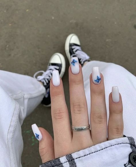 Teen Nails, Girls Nail Designs, Blue And White Nails, Basic Nails, Casual Nails, Simple Acrylic Nails, Work Nails, Glow Nails, White Nail Designs