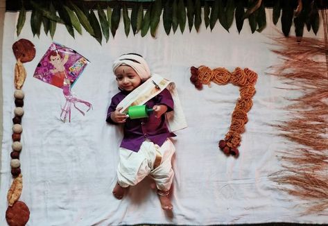 Monthly photoshoot ideas Makar Sankranti Baby Photoshoot, Baby Birthday Design, Baby Neck Float, Born Baby Photos, 7th Month, Baby Photoshoot Ideas, Decoration For Party, Photography Mini Sessions, Birthday Event