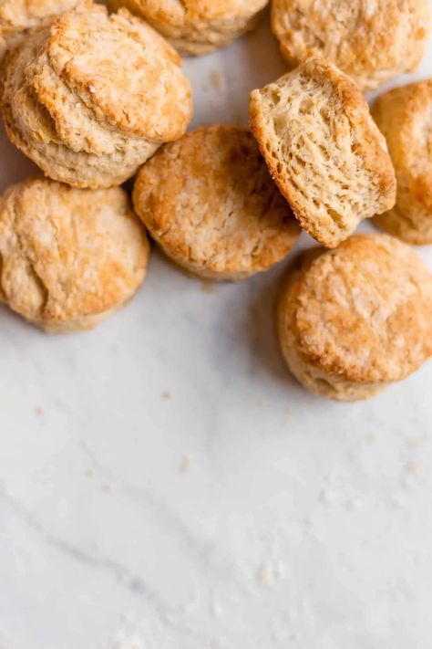 Use up some of that sourdough starter discard in these buttery, flaky, delicious sourdough biscuits! Packed with flavor from your tangy sourdough starter, these ultimate flaky buttermilk biscuits are the best you'll ever have. #sourdough #biscuits Buttermilk Bisquits, Buttermilk Sourdough, Discard Biscuits, Beef Biryani Recipe, Flaky Buttermilk Biscuits, Sourdough Starter Discard, Beef Biryani, Sourdough Biscuits, Biscuits From Scratch