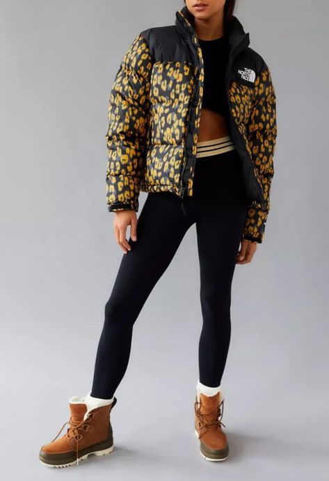 The North Face Printed 1996 Retro Nuptse Jacket Best Puffer Jacket, Puffer Jackets For Women, 1996 Retro Nuptse Jacket, Retro Nuptse Jacket, Nuptse Jacket, Feather Jacket, Lug Sole Boots, Eddie Bauer Women, Green Coat