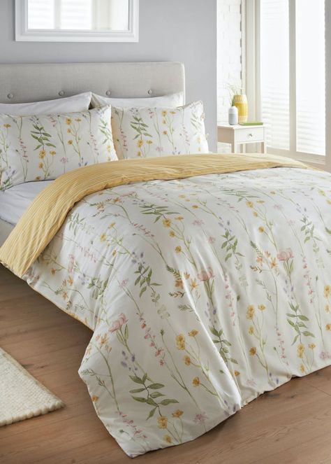 Draps Design, Bed Sheet Painting Design, Percale Duvet Cover, Bed Cover Design, Sage Green Bedroom, Floral Bedroom, Bedding Sets Online, Setup Ideas, Buy Bed